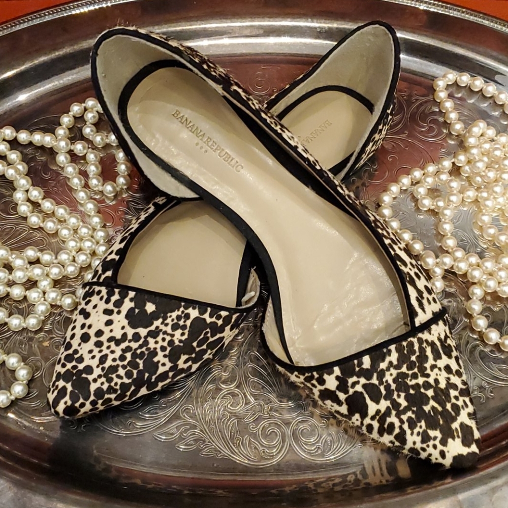 Banana Republic Calf Fur Flats size 7